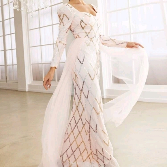 Baby Pink, Contrast Sequined,  Draped, Sweetheart Neck, Mermaid Maxi Gown - Picture 9 of 11